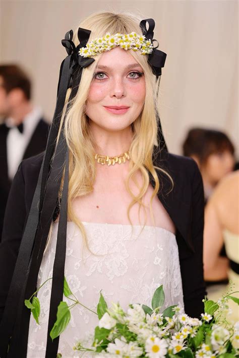 Elle Fanning met gala 2023